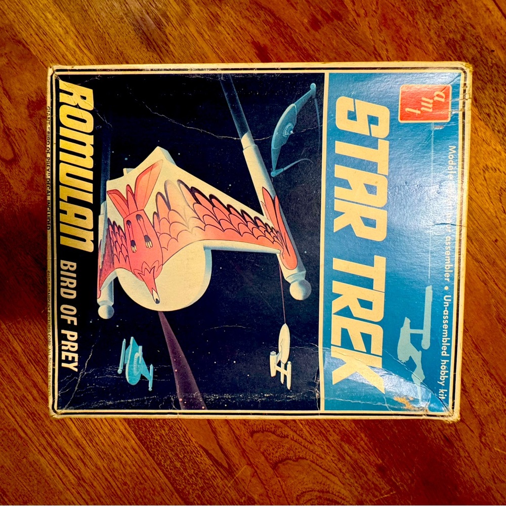 Auth vintage original Star Trek 196o’s aurora model ROMULAN BIRD OF PREY NOS